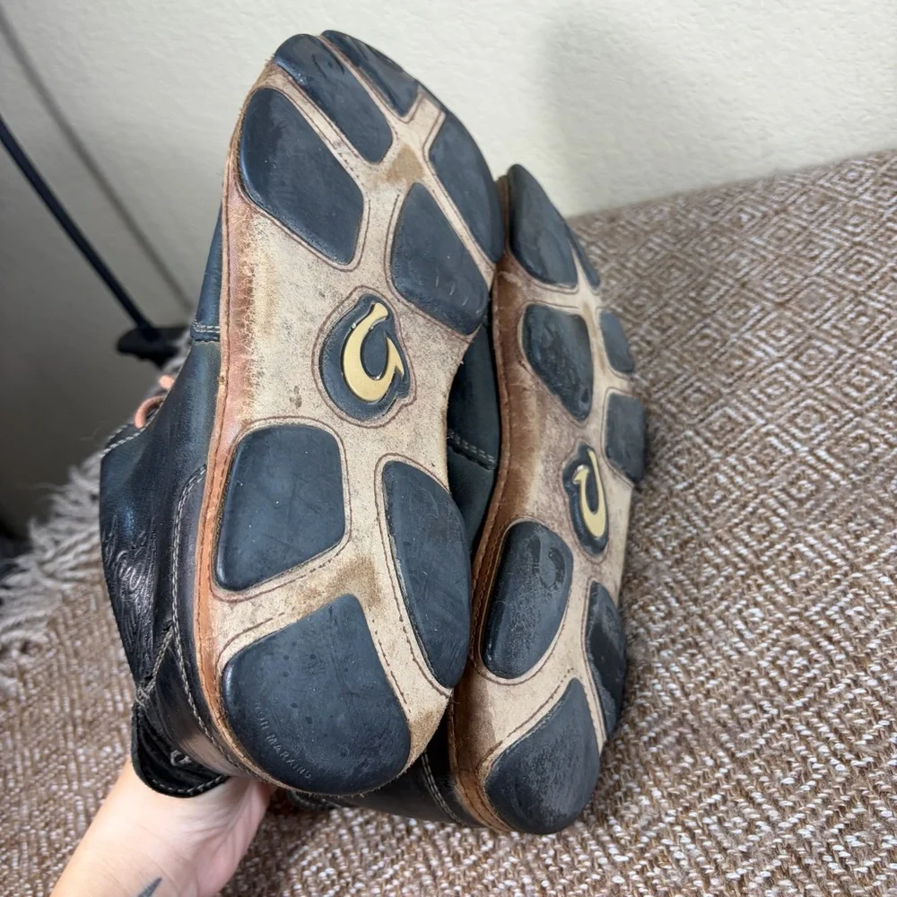OluKai Kamuela Chukka Boots Mens Sz 10.5 Black Leather Casual Ankle Boho Grunge
